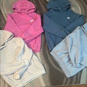 Nike Kids' Hoodies 4 pack. All size large in kids